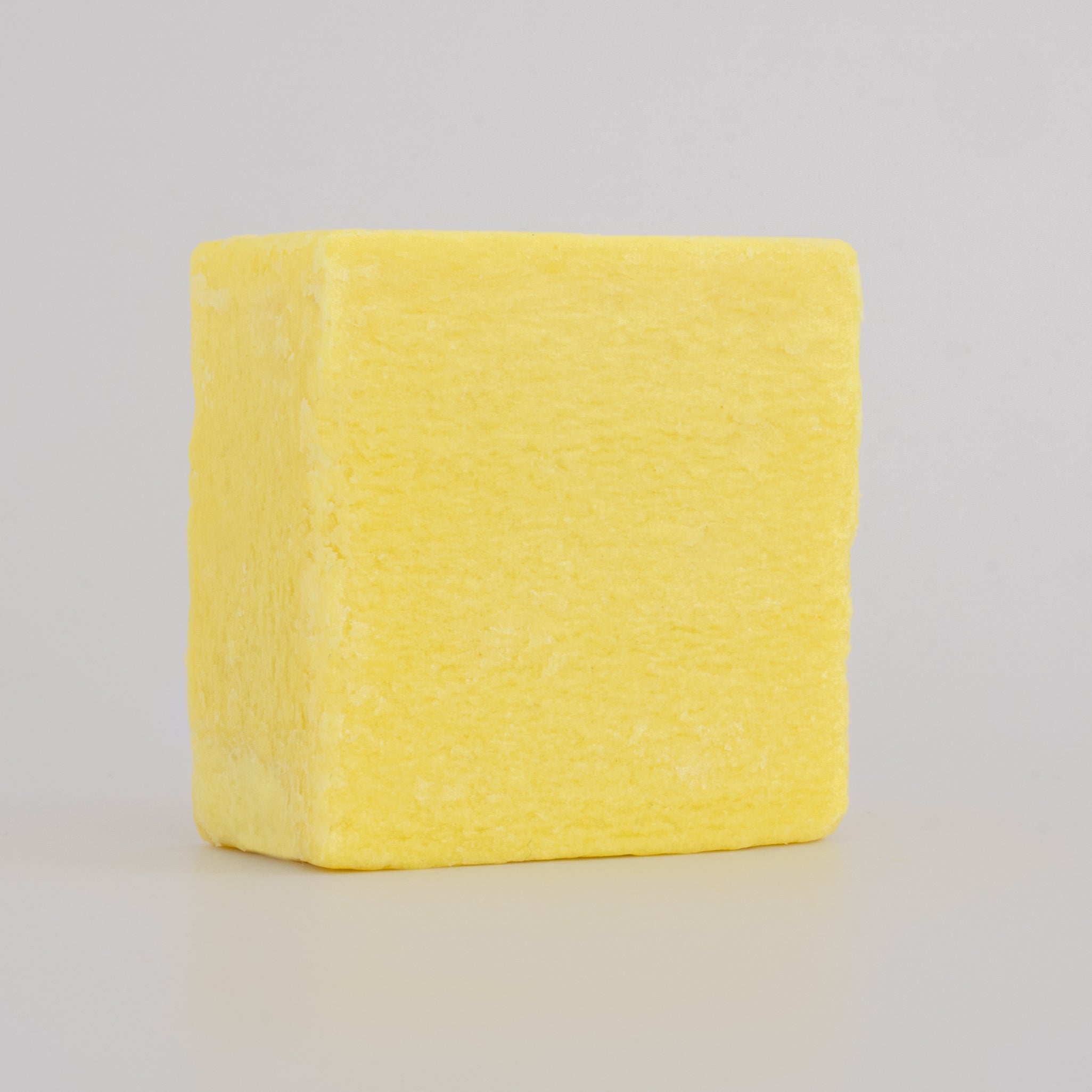 Scalpi: Shampoo en Barra Cuidado del Cuero Cabelludo con Eucalipto y Cúrcuma