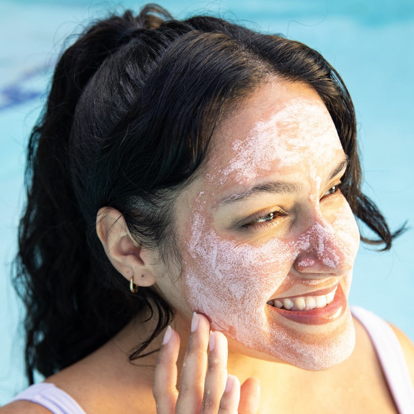 Pinki: Clarifying & Skin-Soothing Facial Mask Bar