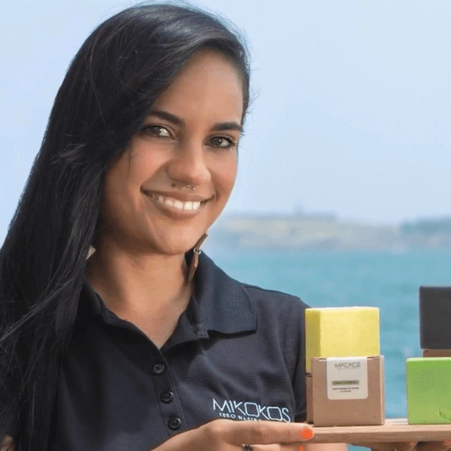 Brave Puerto Rican Creates Zero-Waste Solid Personal Care Products